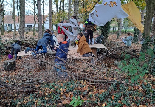 Bosspel met 1ste leerjaar